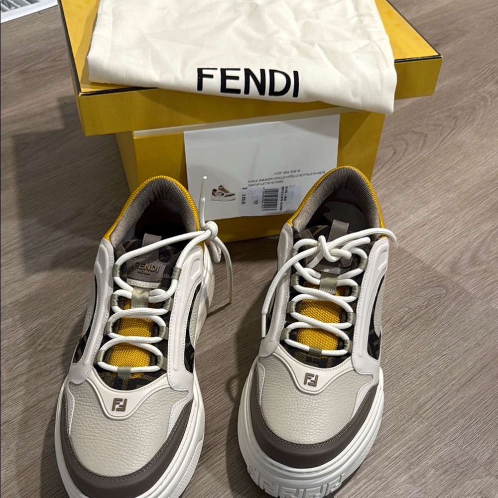 Fendi Men's Cream and Yellow Sneakers